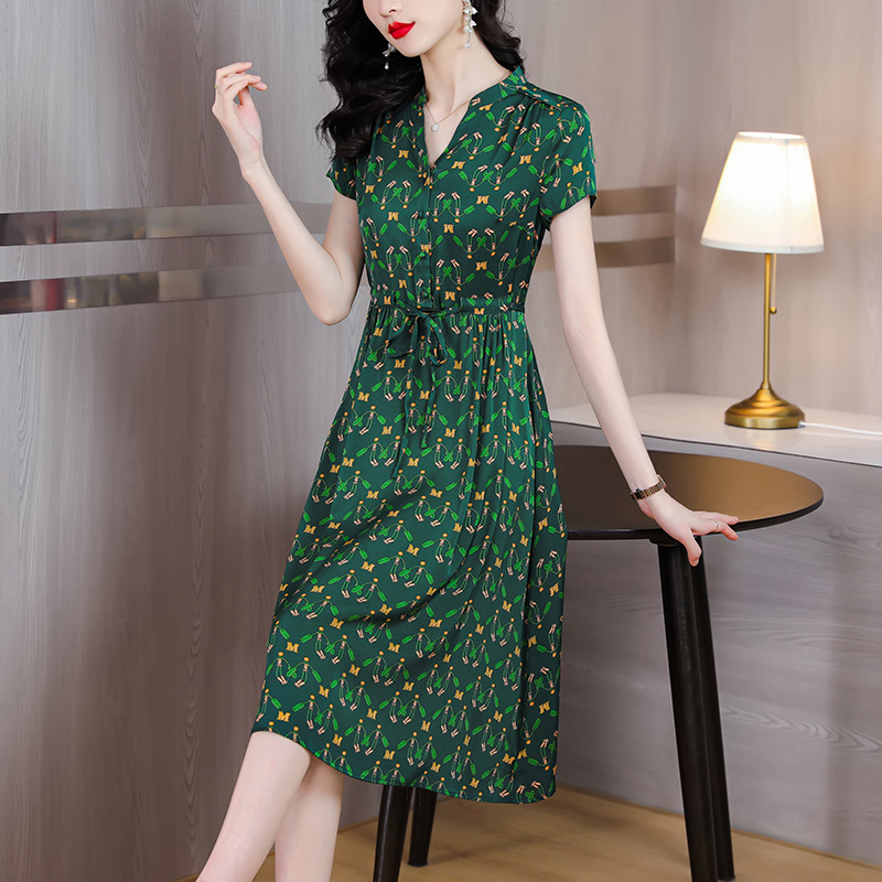 Silk summer fashionable dress