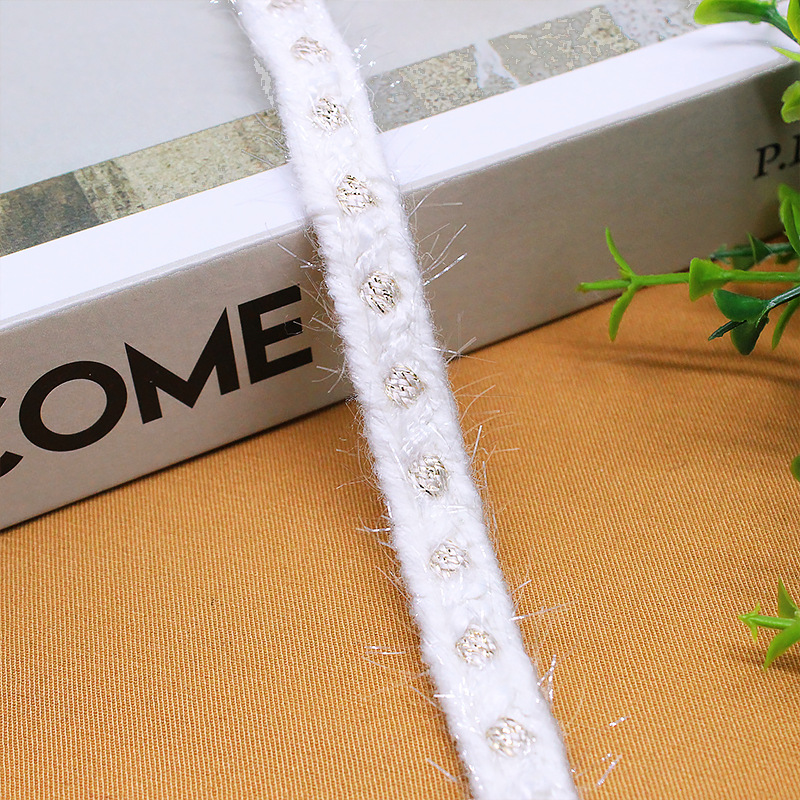 ���沣��˿С������㻨�� �·��������֯�����ϻ��߰�ɫë����