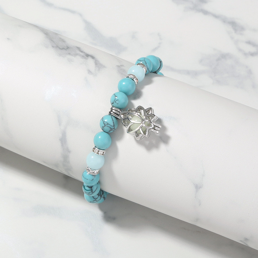 Bracelet de perles lotus phosphorescent brillant dans le noir_voghion.com