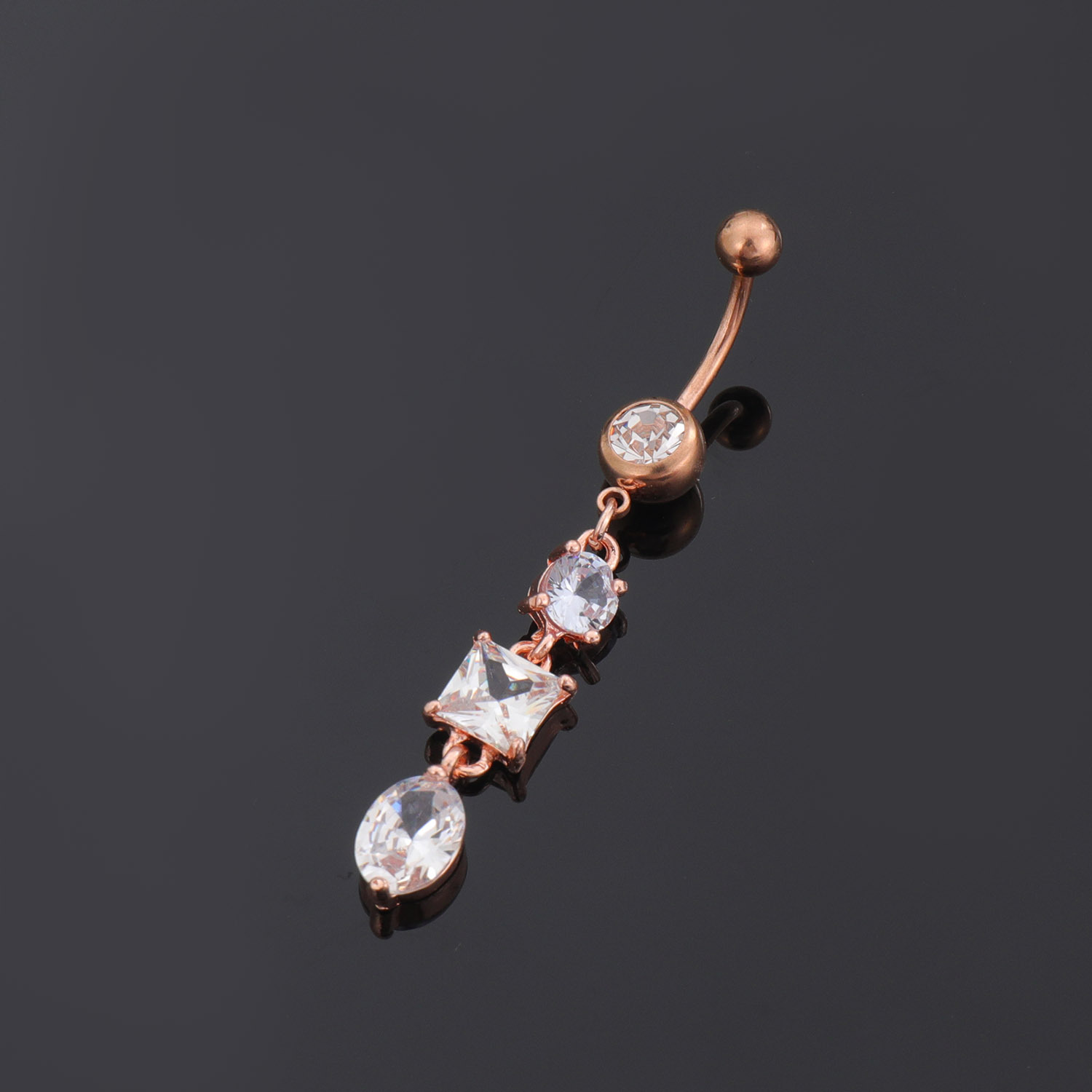 Nouveau style tendance pour une fille sexy : piercing nombril en forme de goutte d'eau avec trois zircons. Bijou populaire._voghion.com