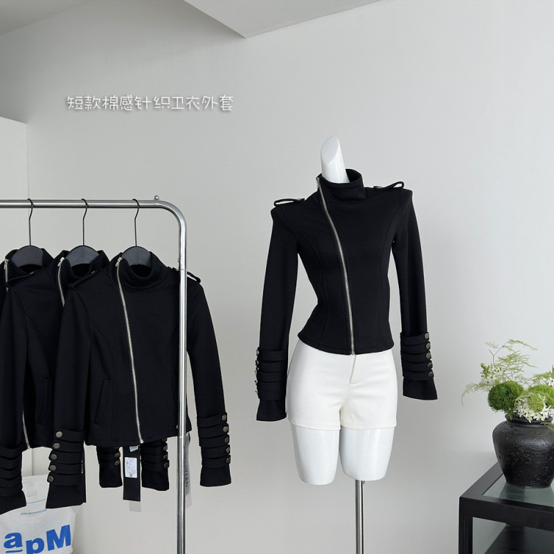 2025 Diagonal Zipper Distressed Button Design Stand Collar Epaulet Slim Short Cotton-Feel Knitted Sweatshirt Jacket 2025 Diagonal Zipper Distressed Button Design Stand Collar Epaulet Slim Short Cotton-Feel Knitted Sweatshirt Jacket