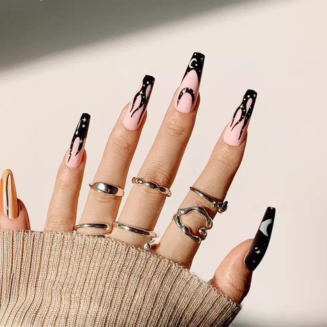 Uñas postizas de estilo francés populares transfronterizas, parches de uñas postizas largas, uñas postizas desmontables terminadas de fábrica.