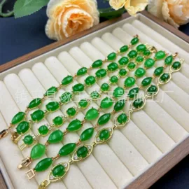 宝石工艺品;玉器工艺品;项坠