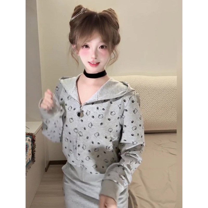 2025甜美毛绒耳朵连帽卫衣女INS秋冬新款可爱满印Kitty开衫外套潮|undefined