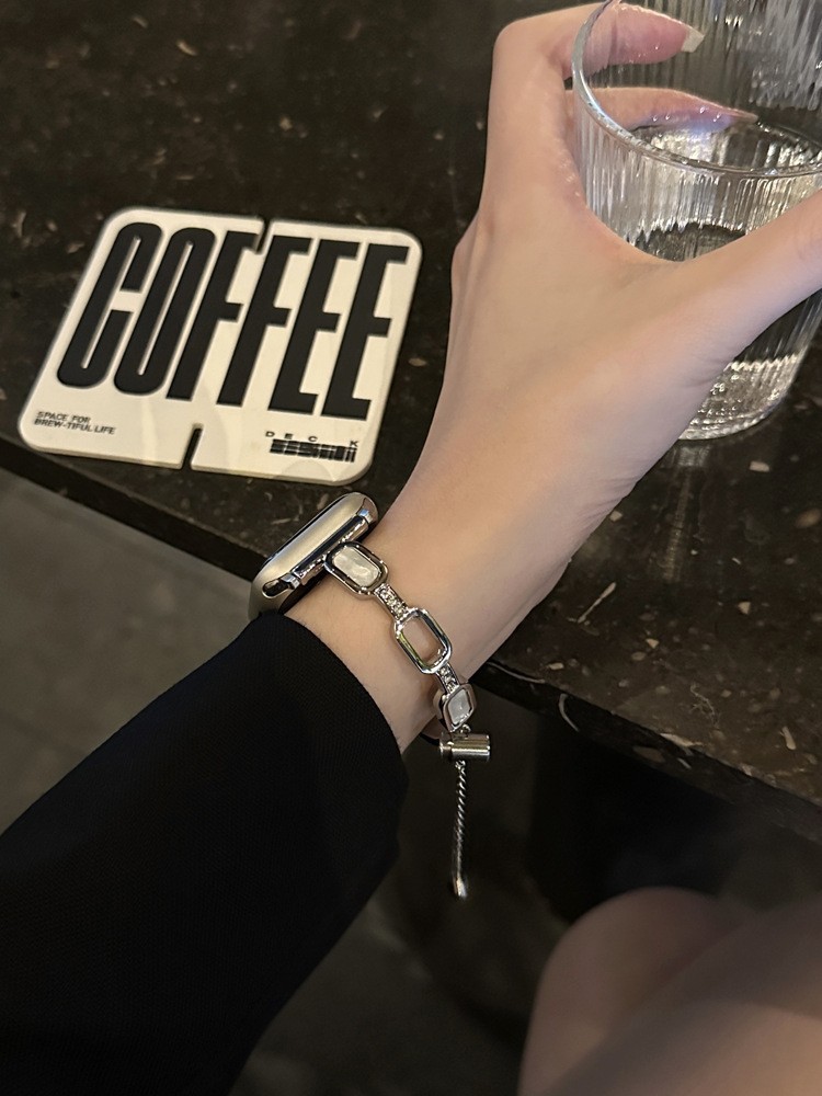 19g Weight Watch Strap Classification Alloy, Metal Material Multicolor, Apple Pattern Casual, Elegant, Vacation Style Casual Elegant Vacation Multicolor Apple Watch Strap 1