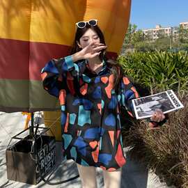 港风衬衫女设计感2025新款韩版宽松印花衬衣港味复古长袖防晒外套
