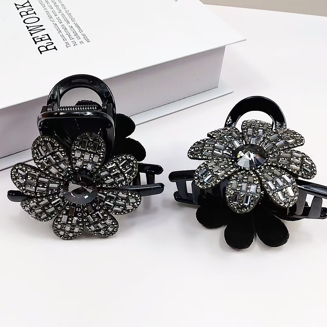 韓版高級感黑鑽花朵中號抓夾女後腦勺盤發鯊魚夾氣質髮夾水鑽頭飾