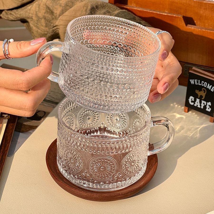 Inventario de alto valor retrógrado flor de sol relieve taza de leche de desayuno taza de avena con tapa con cuchara taza de ensalada