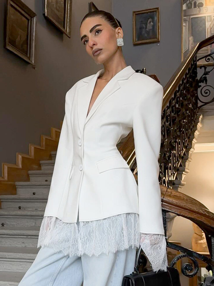 Áo blazer nữ phối ren chiết eo dáng trung bình tay dài cổ vest một hàng cúc — Màu trắng, màu đen chi tiết 29