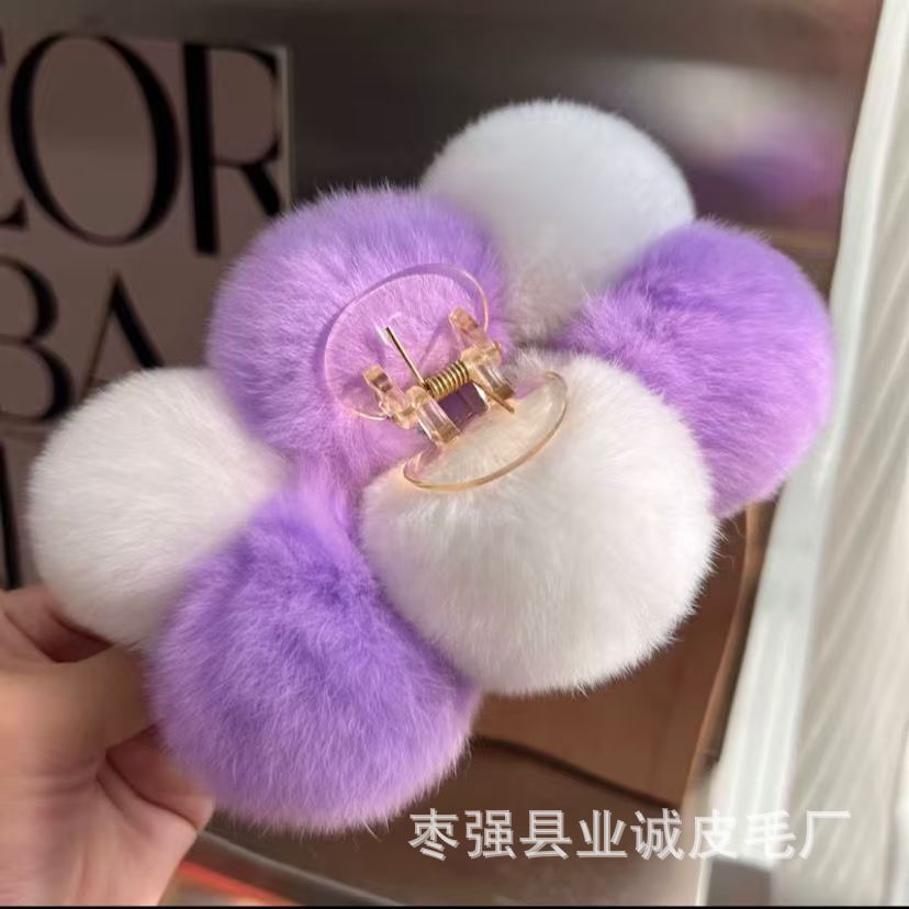 仿獭兔毛时尚毛球抓夹盘发鲨鱼夹头饰高级感发饰小清新碎发