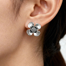 S925纯银耳钉 精致立体桔子花耳环 泰银时尚轻奢小众设计感耳饰