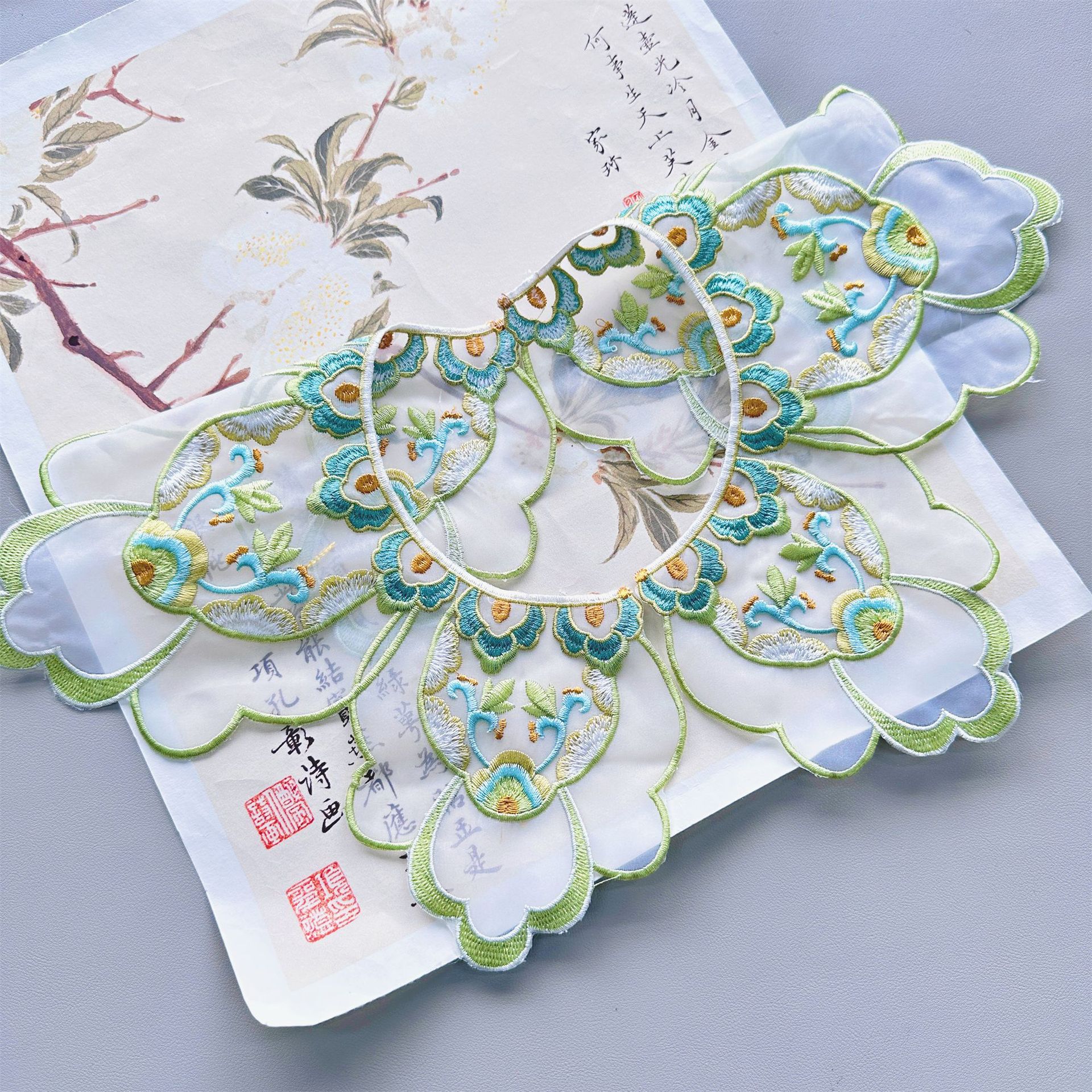 Hubo verde Ming Han hombro nublado industria pesada bordado falso collar collar decoración adulta falda de caballo accesorios de ropa de licenciatura image 7