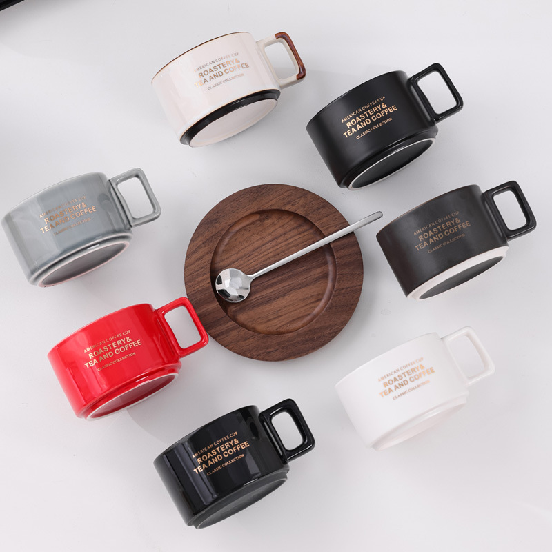 Tazas de café americanas de moda vintage tazas de cerámica tazas de agua tazas de marca con tazas de aluminio tazas de taza grabadas LOGO