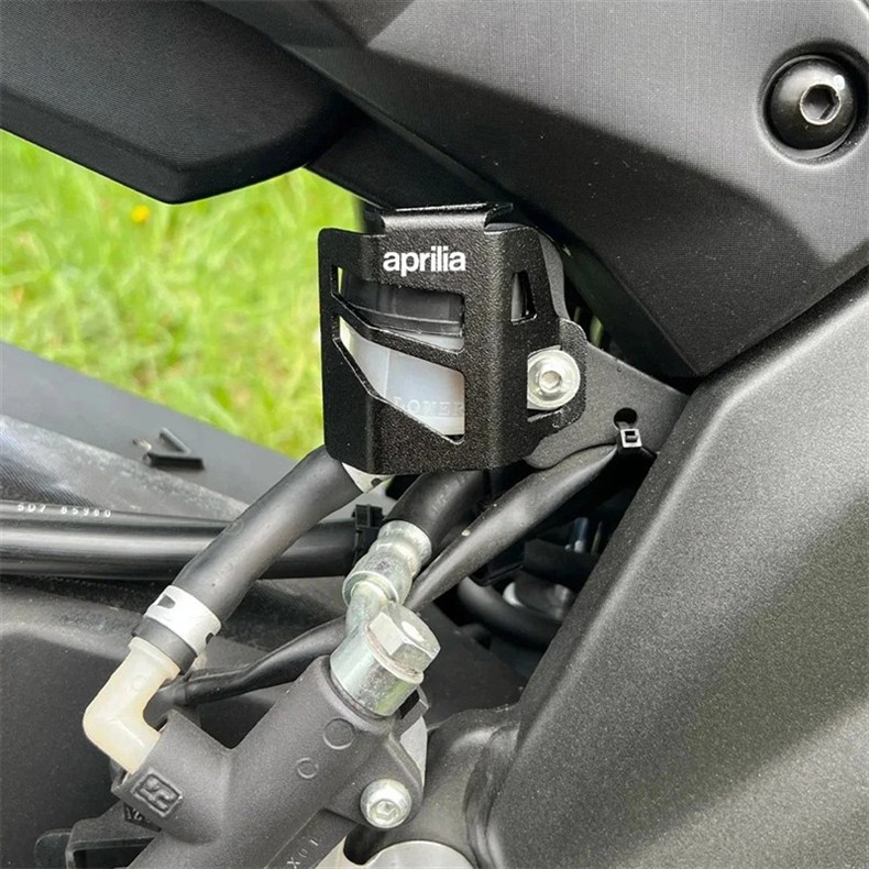 Suitable for Aprilia Rs660 Rs457 Tuareg660 22-24 Rear Brake Fluid Reservoir Protective Cover