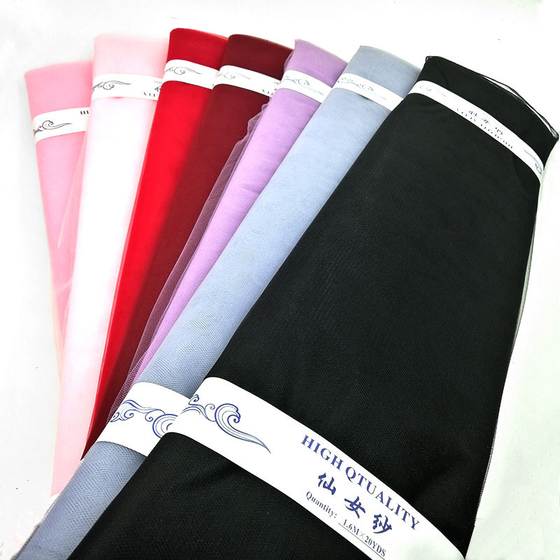 Changyi Wholesale Fairy Yarn Bouquet White Yarn Flowers Black Yarn Floral Yarn Veil Mesh Yarn Wrapped Flowers Snow Yarn Crystal Roses