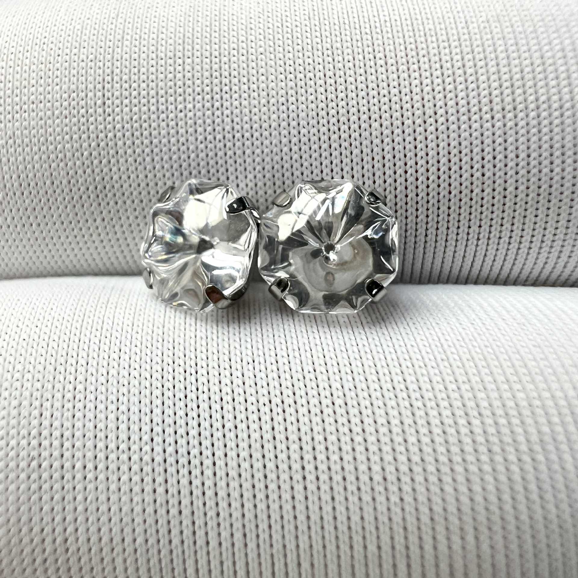 Labret stud lip piercing jewelry styling detail