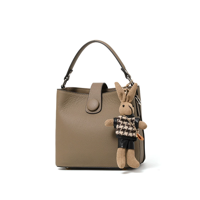 Universal fashionable handheld shoulder bag