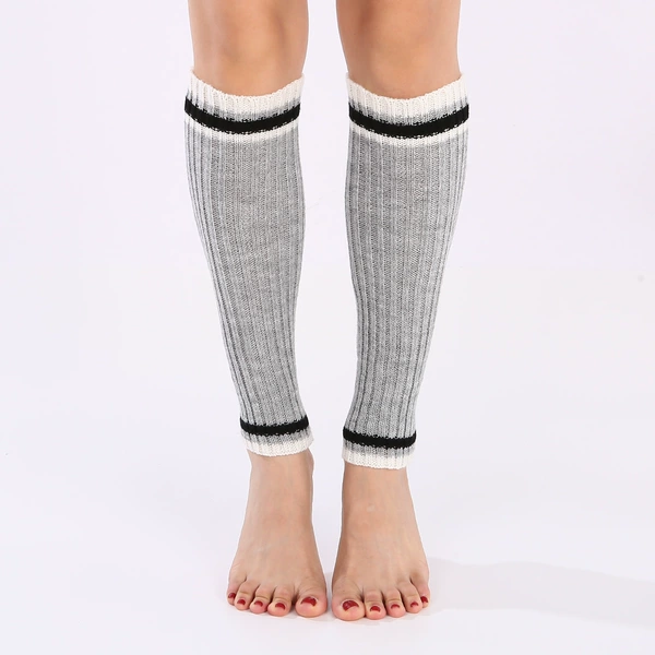 Light gray stripe