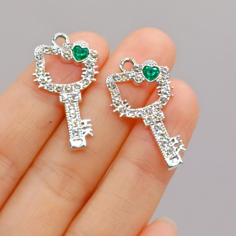 クロスボーダーかわいいkt猫ネックレスクリエイティブ個性的なキーケイティ猫ペンダント漫画猫合金アクセサリー女性卸売り