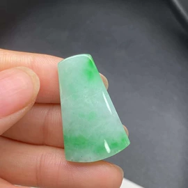 翡翠项饰;翡翠手饰;天然珍珠项饰