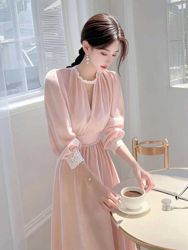 2025春フレンチロングスカート、美しくユニークな気質、セレブの女神スタイル、女性用のハイエンドピンクウエストドレス|undefined