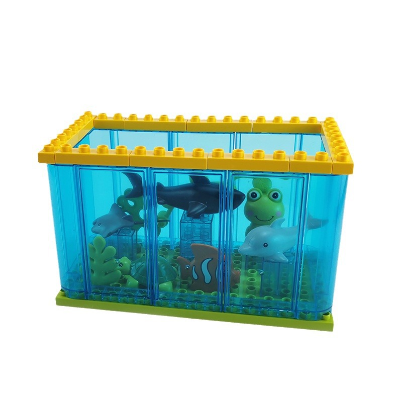 国産の大粒の積み木のばら売りは海洋の世界のサメのイルカの醜い魚の動物の部品のおもちゃをつづり合わせます。
