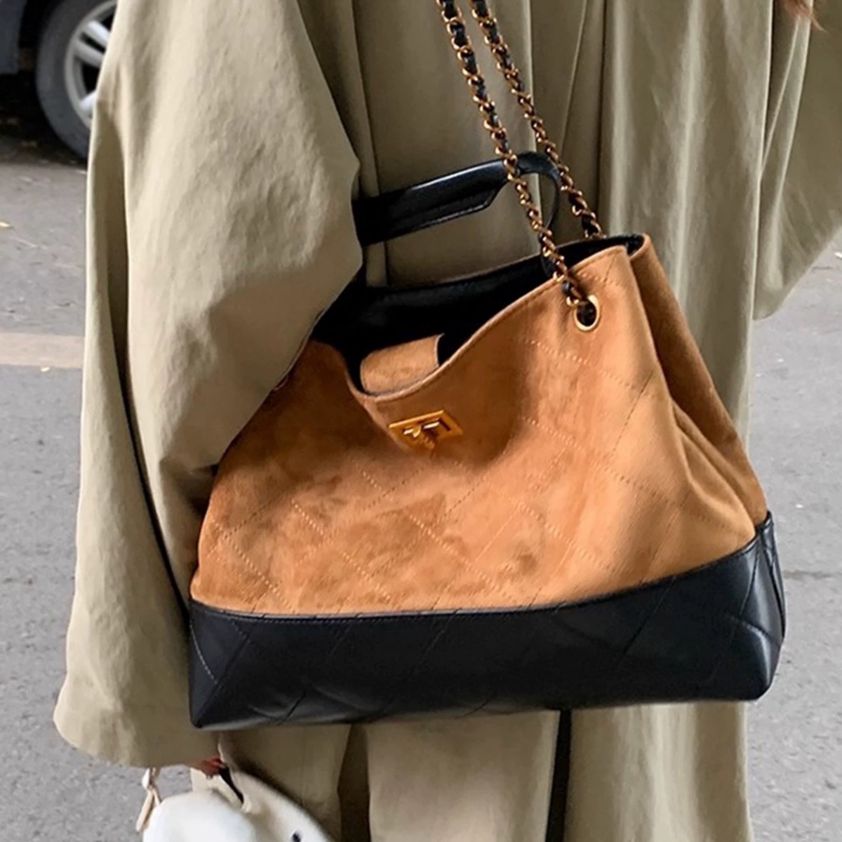 Large Capacity Elegant Tote Bag For Women Versatile Shoulder Bag_voghion.com