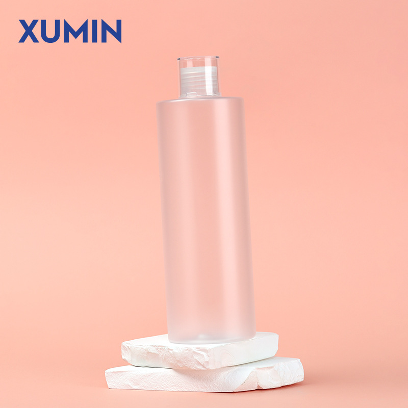 Botellas de cosméticos PET de gran capacidad de embalaje 500ml botella de rocío transparente botella de mariposa negra y blanca