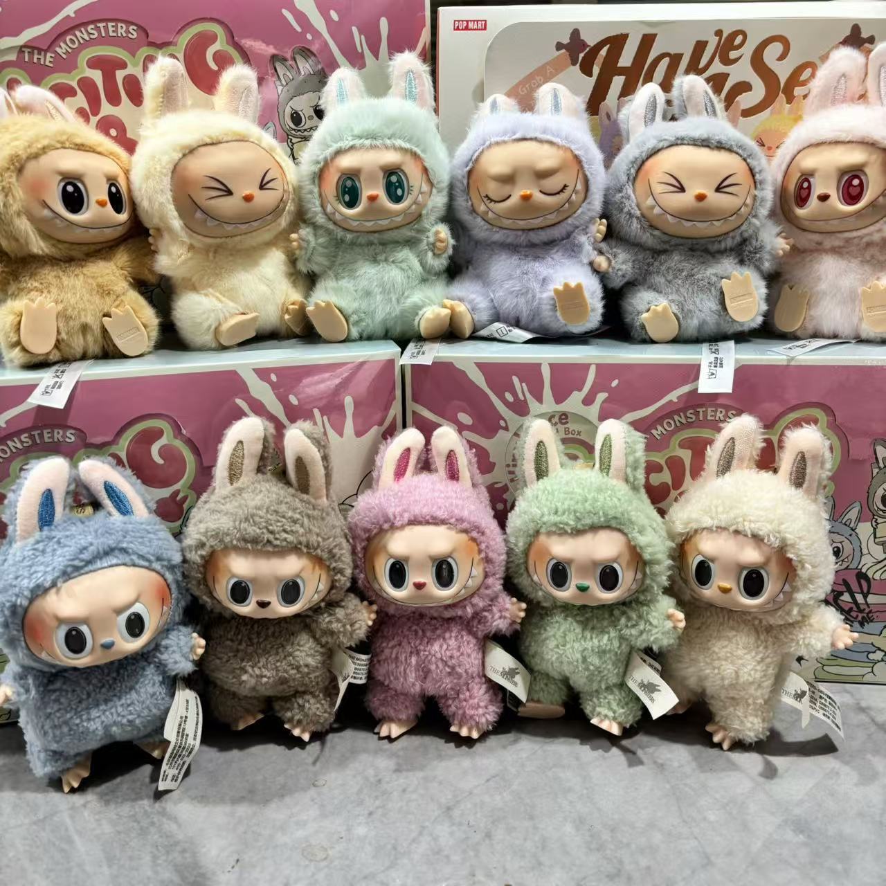 越境】ラブブ バブル ラブブ マカロン 座りパーティー 初代・二