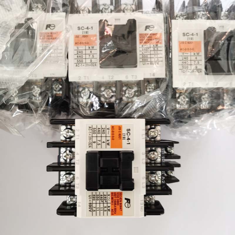 日本富士交流接触器SC-4-1原装SC-4-0 SC-5-1 AC220V 110V 380V