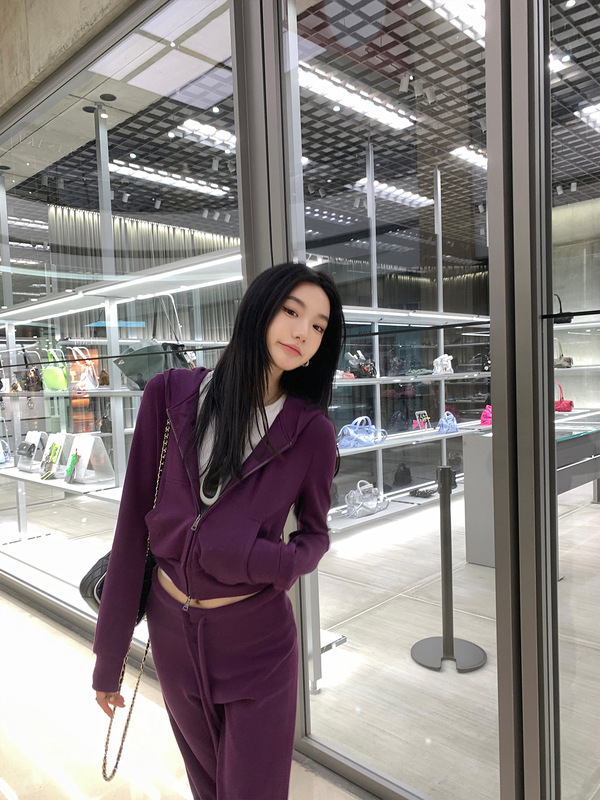 区区欧阳  alo松弛感  连帽卫衣外套直筒阔腿裤|undefined