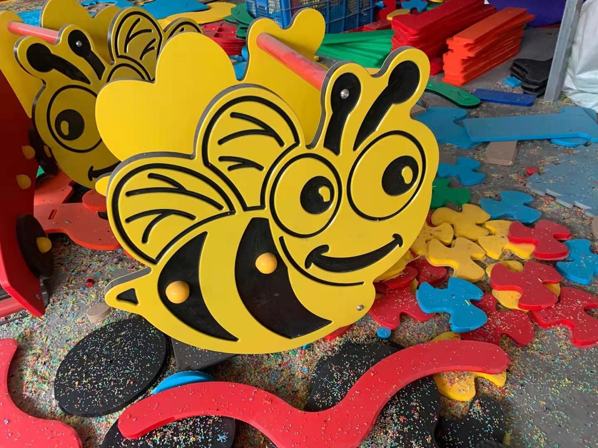 Caballo de Troya al aire libre caballo mecedora para niños individuales y dobles primavera de dibujos animados sacudiendo Yaole instalaciones de entretenimiento Balancín comunitario multifuncional