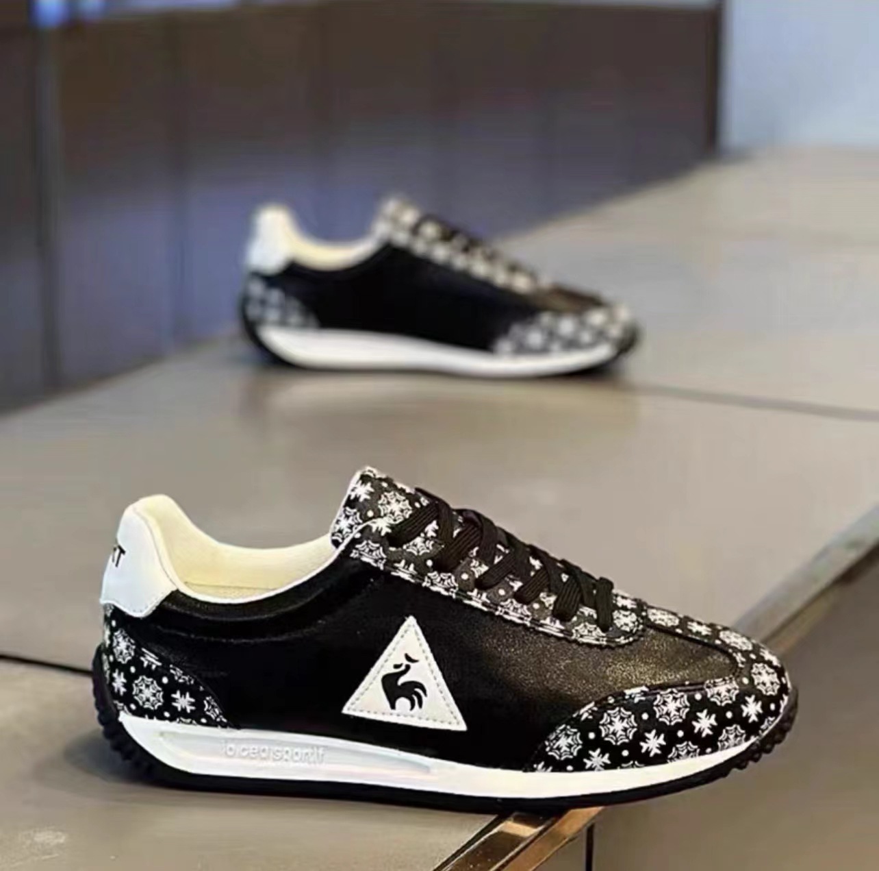 Scarpe bianche da uomo 2022 nuova tendenza autunnale comode scarpe in tessuto boutique per giovani personalità basse basse scarpe Forrest Gump_voghion.com