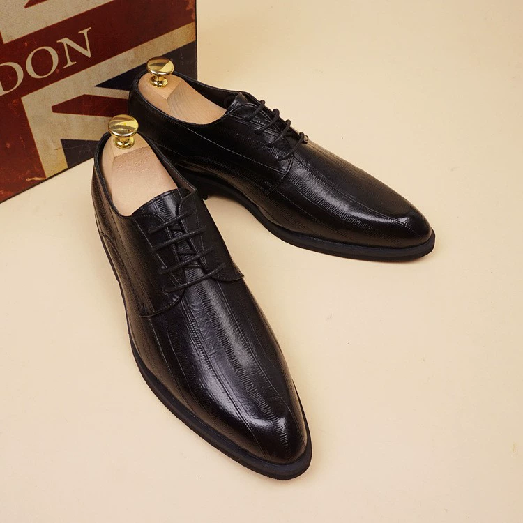 Весной и летом новые мужские ретро-модные корейские кожаные туфли с острым носком, деловая Повседневная модная мужская Свадебная обувь скрытого роста