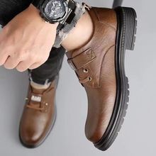 批发男鞋春秋季新款休闲皮鞋男厚底防滑潮流百搭工装鞋商务马丁靴