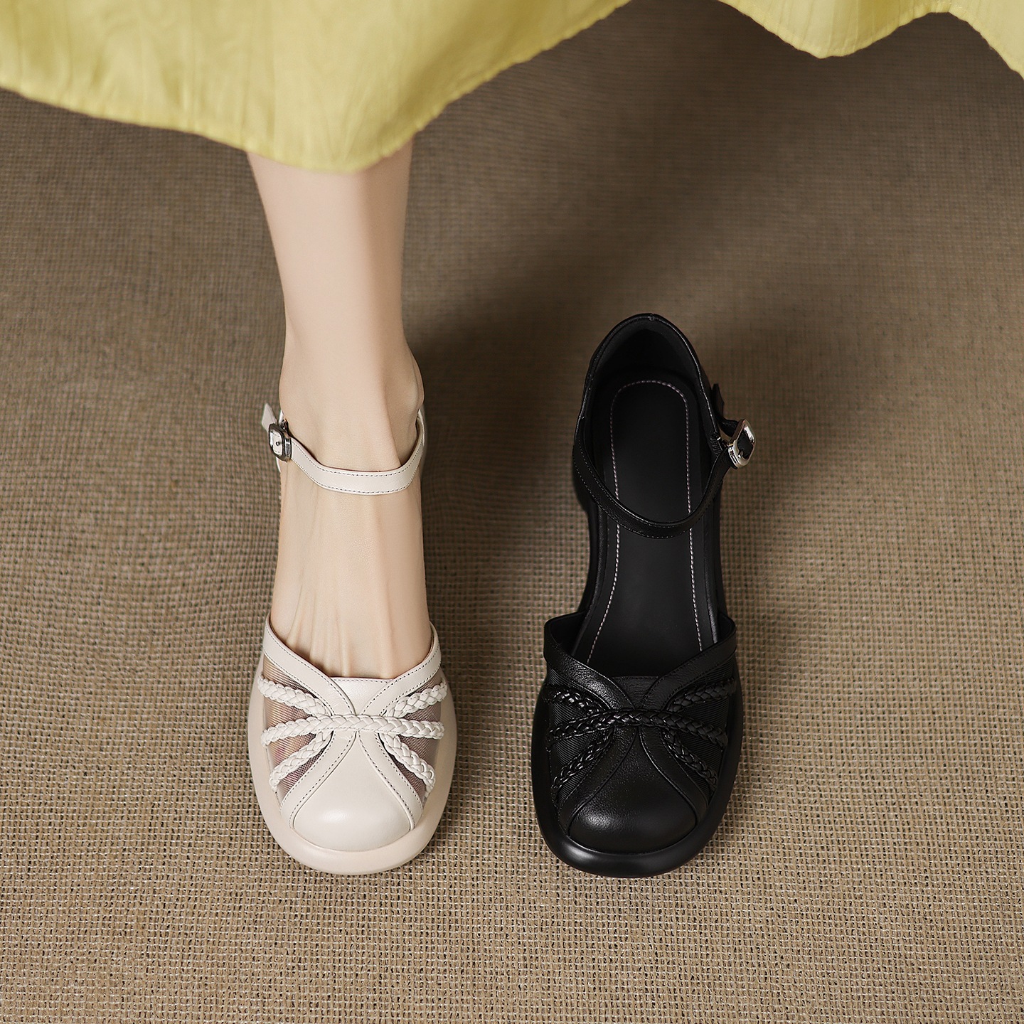 Sandal quai ngang nữ mũi bao da bò gót dày kiểu La Mã lưới rỗng — đen