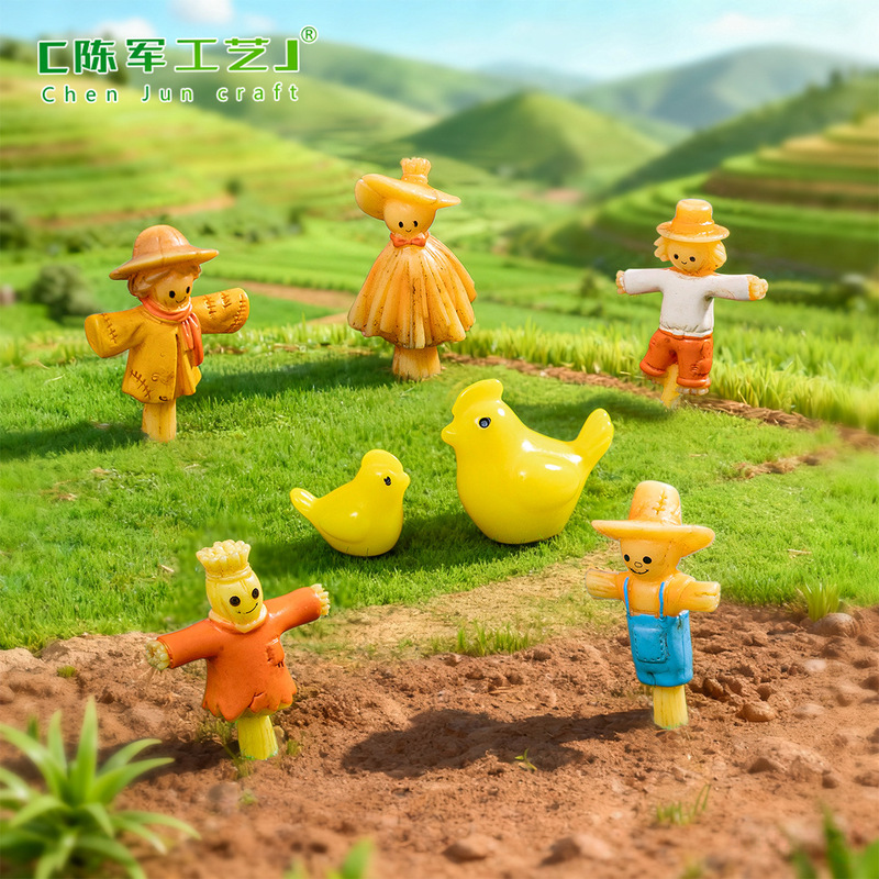 Micro-Landscape Creative Farm Garden Chicken Scarecrow Figurine DIY Gardening Decoration Desktop Ornament