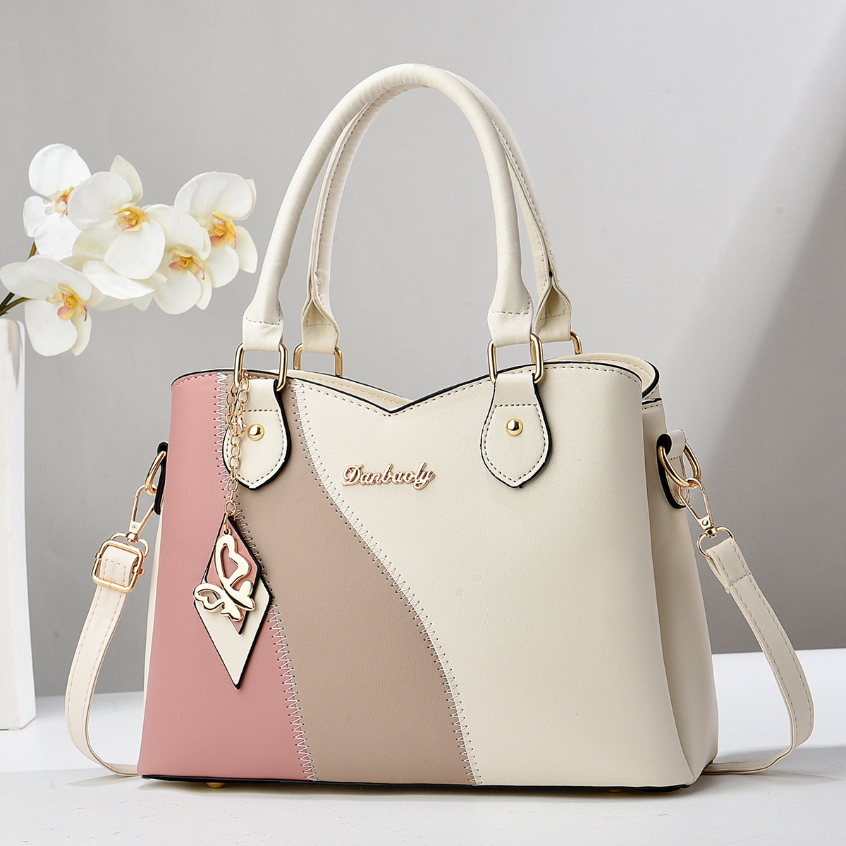 핑크 철자 라이스 화이트