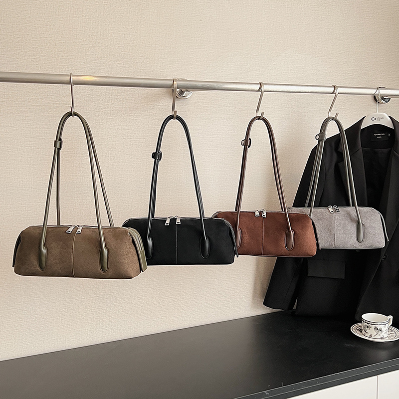 Women's 2025 Autumn/Winter New Suede Long Handle Underarm Baguette Bag Niche Versatile Retro Shoulder Commuter Bag - Thumbnail 4