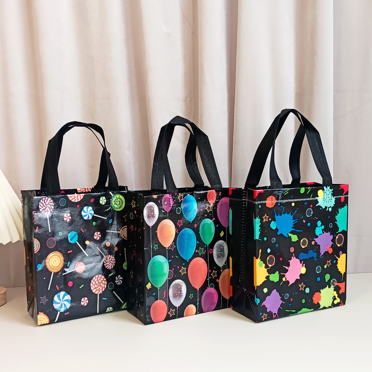 批发儿童购物袋无纺布袋糖果服装包装袋糖果印花手提袋防水外卖袋