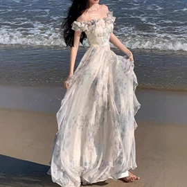 女式T恤;时尚休闲套装;连衣裙