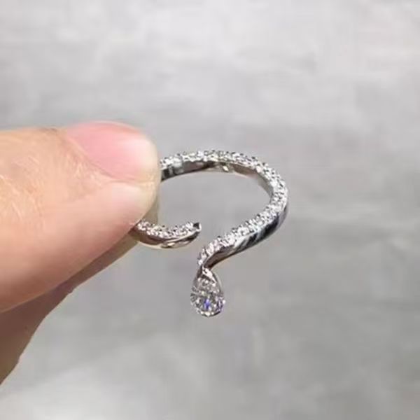 Neuer, exquisiter, funkelnder Diamantring in Tropfenform für Damen – modisch, leicht, einzigartig und hochwertig._voghion.com