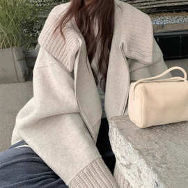 韩系设计感小众温柔绵羊毛毛呢外套针织连帽松弛廓型双面呢大衣女
