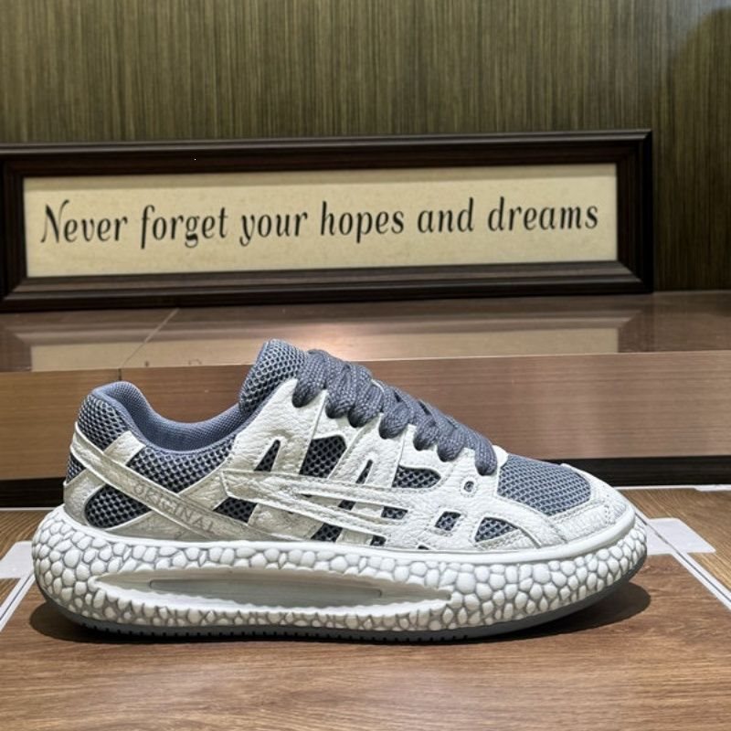 European station 2026 summer new model comfortable breathable mesh shoes, popular style thick-soled height-increasing vintage dad shoes