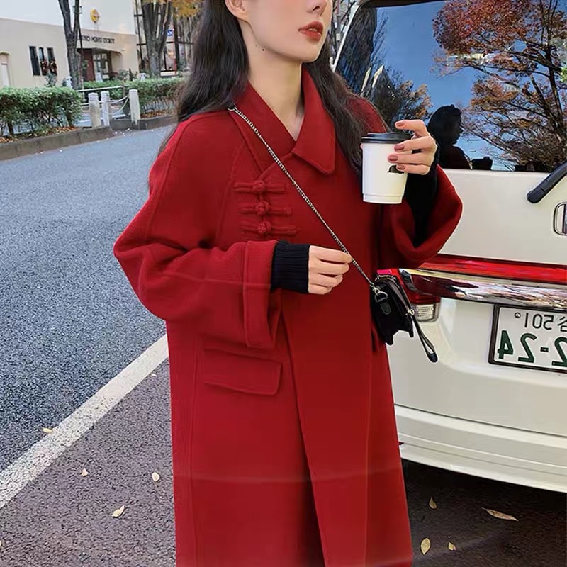 2024 New Autumn/winter Button Woolen Coat Popular Women's Small, Medium, and Long Loose Woolen Coat_voghion.com