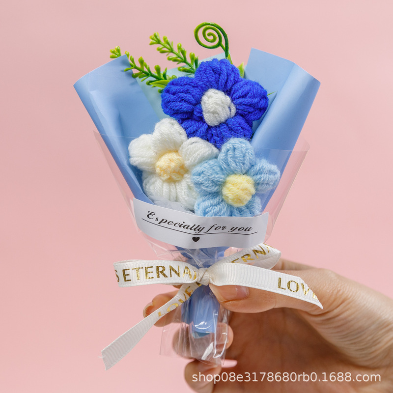 完成したミニウールフラワーは、新鮮でかわいい小さな花束をシミュレートし、誕生日のギフトとしてガールフレンドに贈り、卸売で記念品として贈ることができます。|undefined