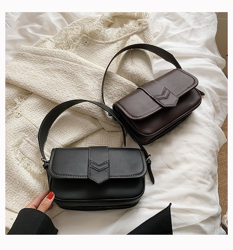 Fashion All-match Messenger High-quality Texture One-shoulder Armpit Square Bag display picture 3