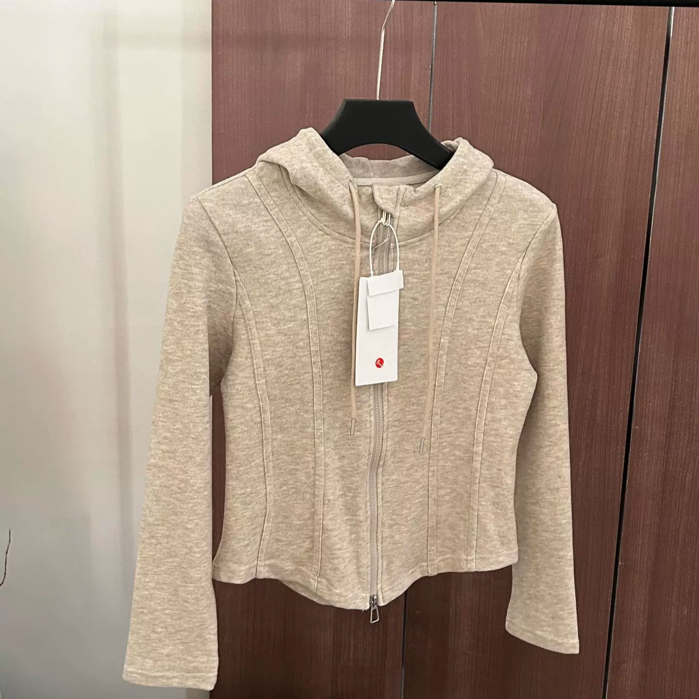 2025露露秋冬新款软糯米休闲套装女时尚显瘦连帽运动两件套桑坡村