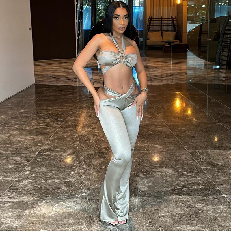 유럽과 미국 스타일 2024 여름 새로운 패션 창조적 인 단색 중공 민소매 매달려 목 배꼽 낮은 허리 슬림 바지 세트