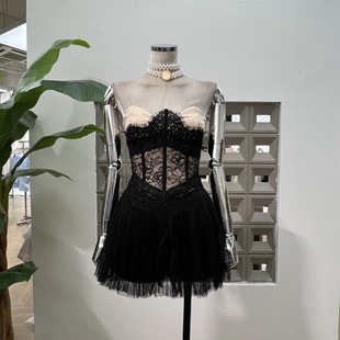 Amazon Sweet and Spicy Style 2025 New Fishbone Lace Patchwork Strapless Top + Ruched Mesh Skirt Anti-Exposure Shorts
